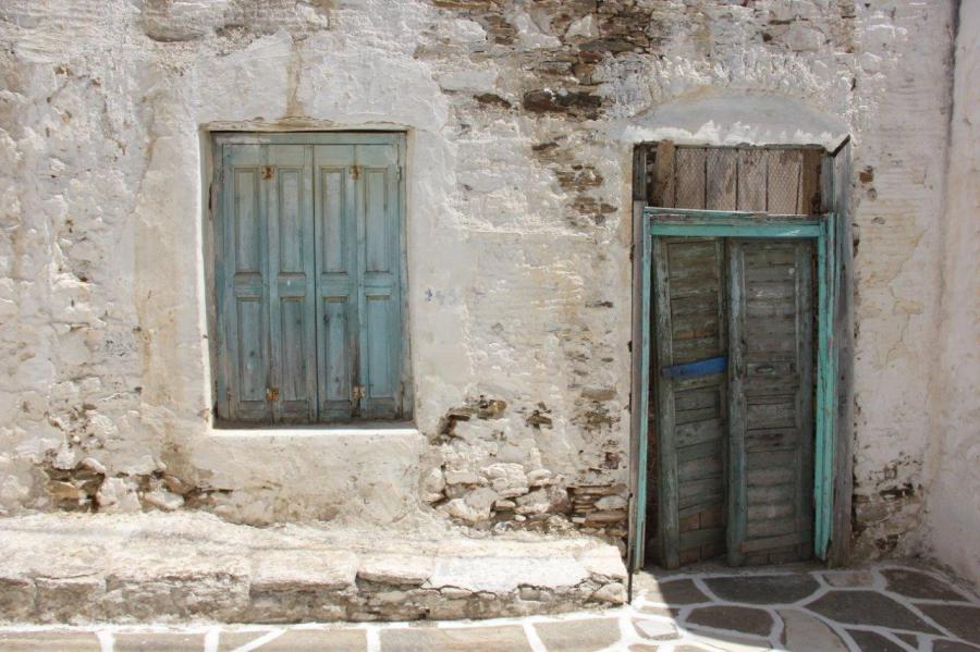 More doors on Paros