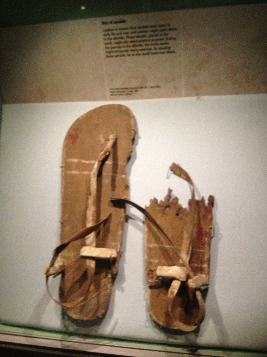 Ah ha, even the ancient Egyptians thought pluggers were a good idea! Brighton Museum, England