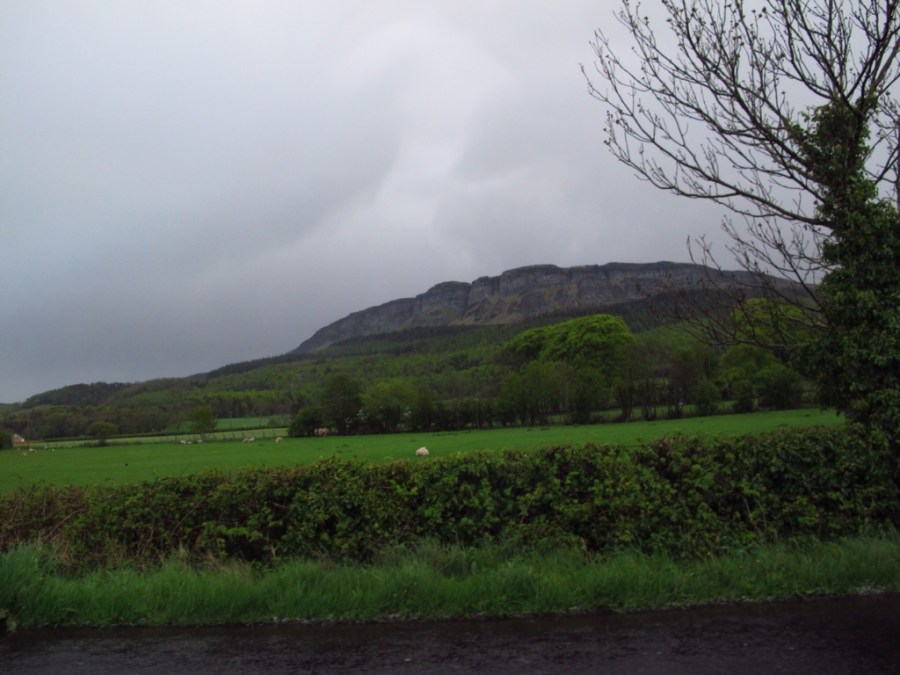 Before I came to the road closed sign on the way to Giants Causeway