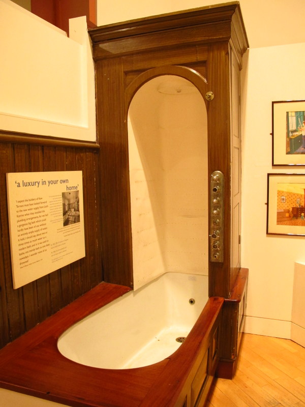 A very modern bath, early 1900's, People's Palace, Glasgow