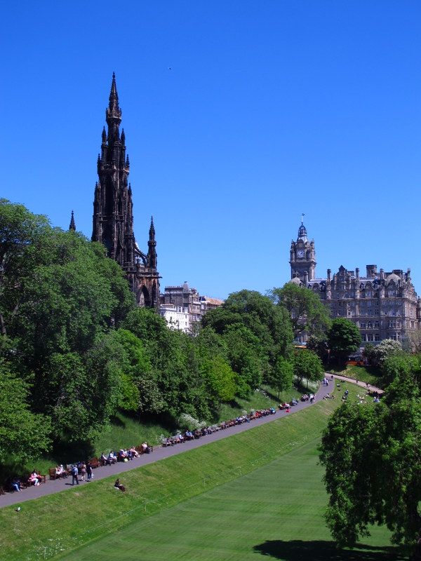 Green space in the middle of Edinburgh