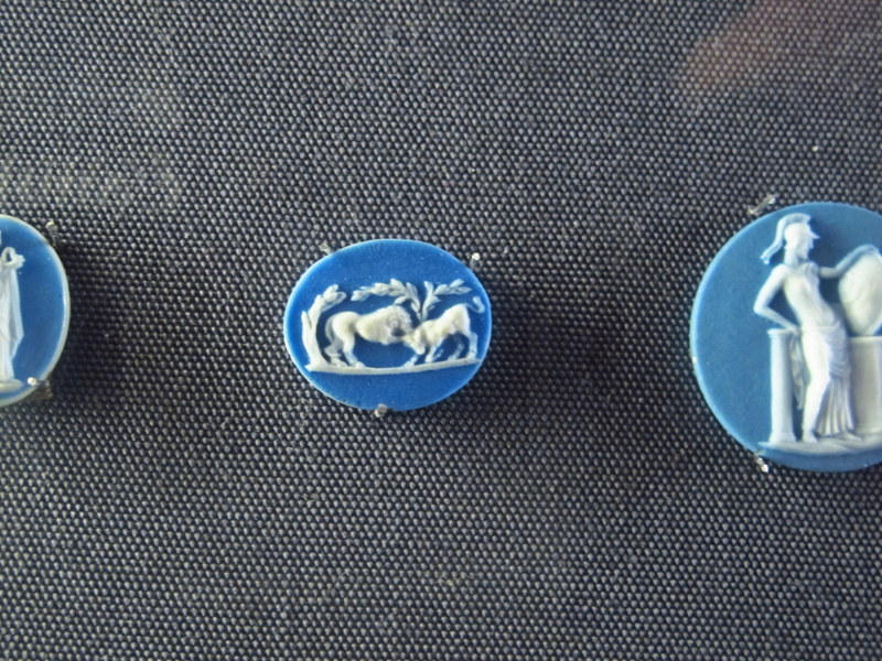 Tiny Wedgewood plaquettes