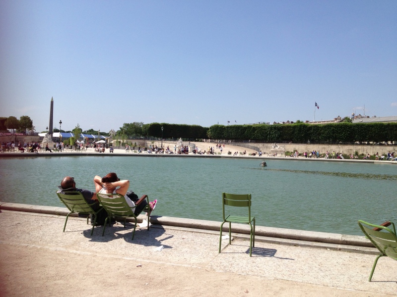 Chillin in the Jardin des Tuileries