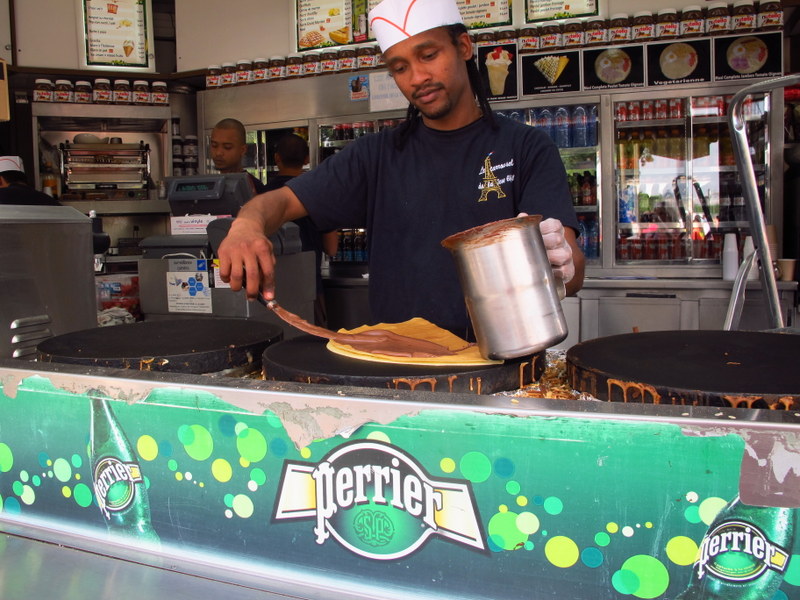 crepes at the eiffel tower