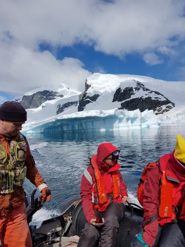 Fascinating icebergs on 1st zodiac ride