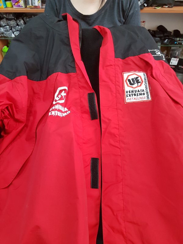 Dropped off my trusty hired jacket to Ushuaia Extremo, thanks guys!