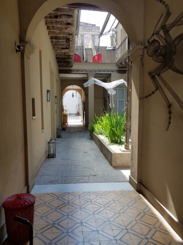 Courtyard and sculpture Patios de San Telmo