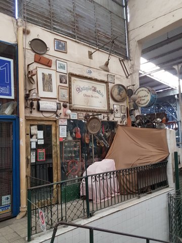 Store inside Mercato de San Telmo