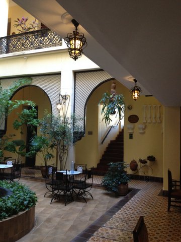 Camaguay hotel courtyard